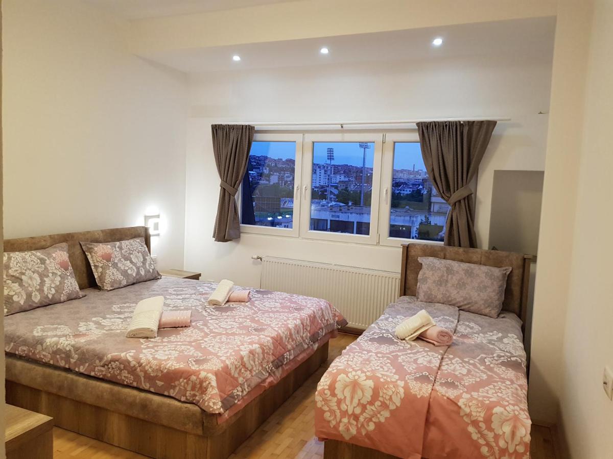 Prishtina Newborn Abc Room Пристина Екстериор снимка