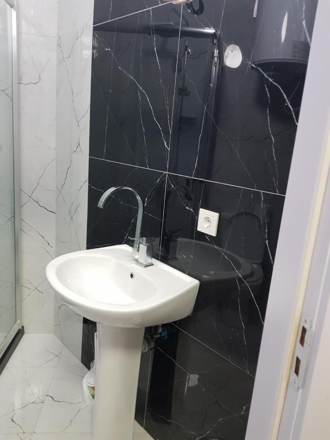 Prishtina Newborn Abc Room Пристина Екстериор снимка