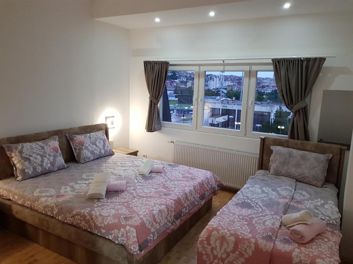Prishtina Newborn Abc Room Пристина Екстериор снимка